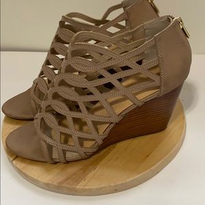 Adrienne Vittadini shoes size 9.5
